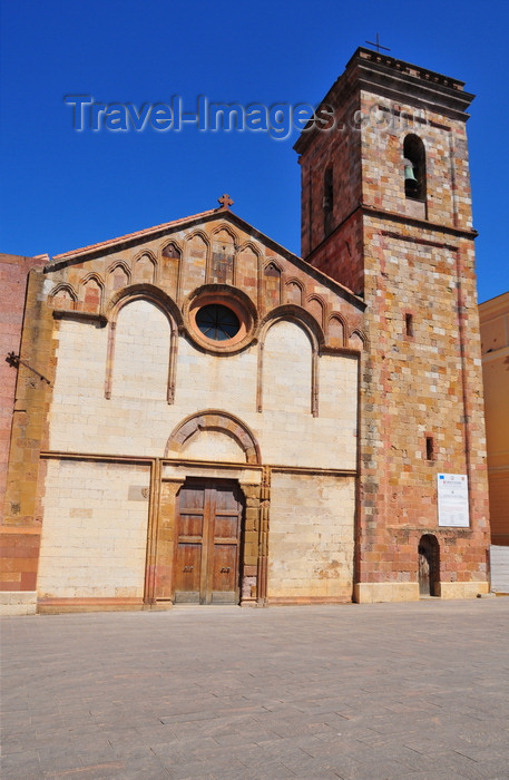 sardinia106: Iglesias /  Igrèsias, Carbonia-Iglesias province, Sardinia / Sardegna / Sardigna:  Cathedral of Santa Chiara - built between 1284 and 1288 in Pisano Romanesque-Gothic style - Piazza Municipio - photo by M.Torres - (c) Travel-Images.com - Stock Photography agency - Image Bank