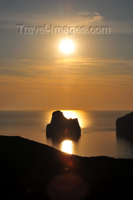 sardinia132: Porto Flavia, Masua, Sardinia / Sardegna / Sardigna: Sugar Loaf islet / Scoglio Pan di Zucchero at sunset - limestone stack on the Gonnesa gulf - photo by M.Torres - (c) Travel-Images.com - Stock Photography agency - Image Bank