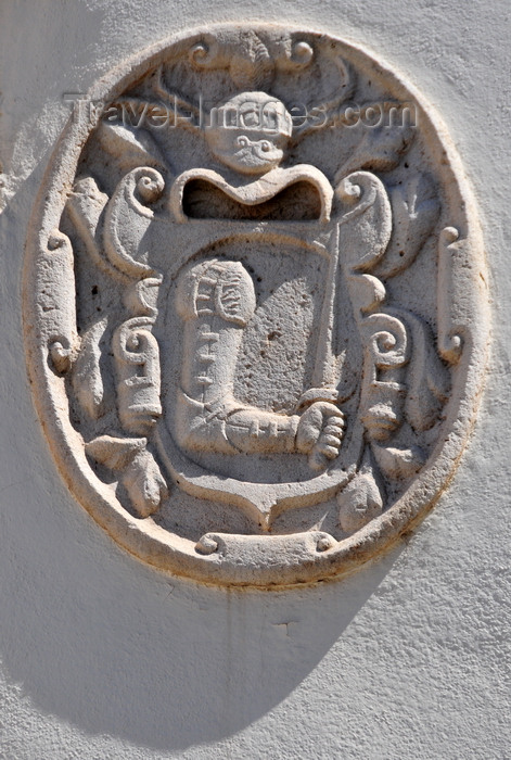 sardinia209: Sassari / Tàthari , Sassari province, Sardinia / Sardegna / Sardigna: coat of arms of Don Giacomo Manca, baron of Usini, his descendents will become dukes of Asinara - Palazzetto d’Usini - piazza Tola - Carra Manna - photo by M.Torres - (c) Travel-Images.com - Stock Photography agency - Image Bank