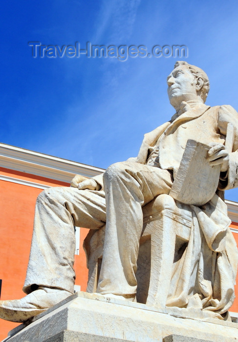 sardinia213: Sassari / Tàthari , Sassari province, Sardinia / Sardegna / Sardigna: statue of Efisio Tola, Italian patriot, executed by Carlo Alberto di Savoia, King of Piedmont-Sardinia - piazza Tola - Carra Manna - photo by M.Torres - (c) Travel-Images.com - Stock Photography agency - Image Bank