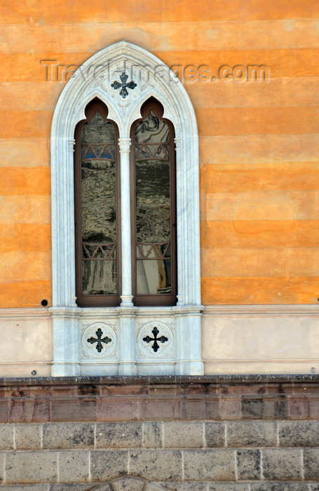 sardinia230: Sassari / Tàthari , Sassari province, Sardinia / Sardegna / Sardigna: window at Palazzo Giordano, designed by Giuseppe Pasquali and Luigi Fasoli - Piazza d' Italia - photo by M.Torres - (c) Travel-Images.com - Stock Photography agency - Image Bank