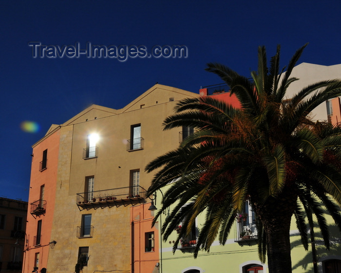 sardinia300: Cagliari, Sardinia / Sardegna / Sardigna: façades at the south end of Via Santa Croce - Terrapieno del Cardona - quartiere Castello - photo by M.Torres - (c) Travel-Images.com - Stock Photography agency - Image Bank