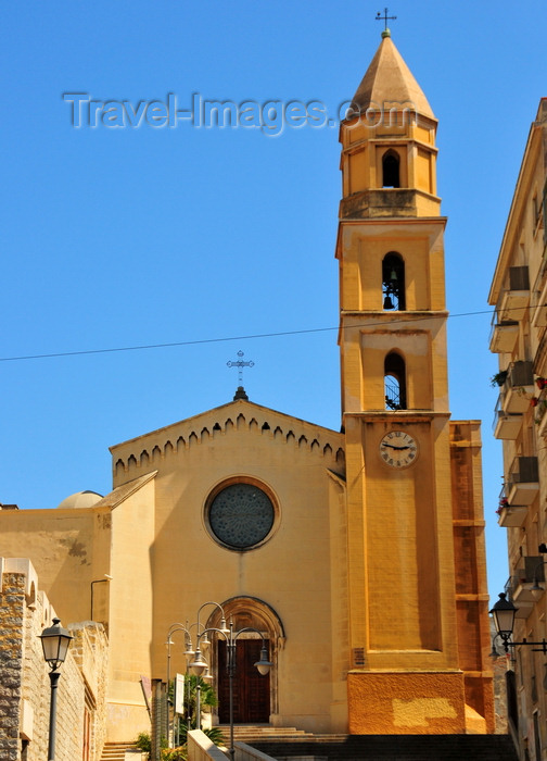 sardinia331: Cagliari, Sardinia / Sardegna / Sardigna: Collegiate Church of Santa Eulalia - named after martyr Eulalia, patroness of Barcelona - built by the Aragonese in Catalan-Gothic style - Piazza St. Eulalia - Marina district - photo by M.Torres - (c) Travel-Images.com - Stock Photography agency - Image Bank