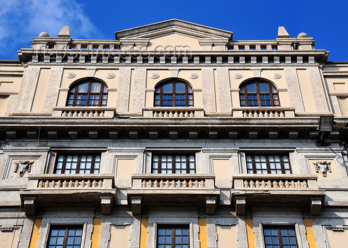 sardinia345: Cagliari, Sardinia / Sardegna / Sardigna: Palazzo La Rinascente - designed by the engineer Federico Rampazzini - Neo-Mannerist elegance on the corner of  Via Roma and Largo Carlo Felice - quartiere Marina - photo by M.Torres - (c) Travel-Images.com - Stock Photography agency - Image Bank