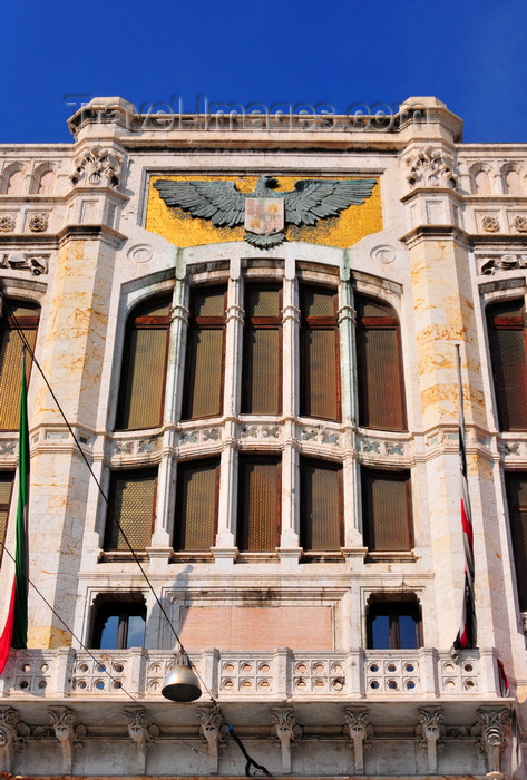 sardinia351: Cagliari, Sardinia / Sardegna / Sardigna: Art Nouveau window and eagle with the city's arms - façade of the City Hall / Palazzo Civico - Via Roma - Piazza Matteotti - quartiere Stampace - photo by M.Torres - (c) Travel-Images.com - Stock Photography agency - Image Bank