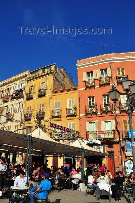 sardinia357: Cagliari, Sardinia / Sardegna / Sardigna: Gelateria on Piazza Yenne - pavement café - quartiere di Stampace - photo by M.Torres - (c) Travel-Images.com - Stock Photography agency - Image Bank