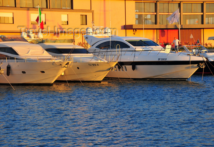 sardinia370: Cagliari, Sardinia / Sardegna / Sardigna: yachts in front of the firefighters building / Vigili del Fuoco - Molo della Dogana - quartiere Marina - photo by M.Torres - (c) Travel-Images.com - Stock Photography agency - Image Bank