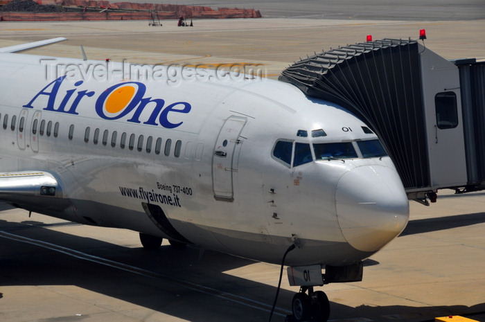 sardinia377: Cagliari, Sardinia / Sardegna / Sardigna: Air One - Boeing 737-430 airliner, EI-COI, cn 27002/2323 - Cagliari-Elmas Airport - Aeroporto Mario Mameli di Cagliari Elmas - photo by M.Torres - (c) Travel-Images.com - Stock Photography agency - Image Bank