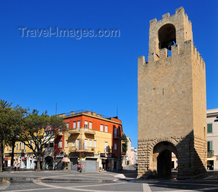 sardinia38: Oristano / Aristanis, Oristano province, Sardinia / Sardegna / Sardigna: tower of San Cristoforo / Mariano II / Porta Manna, part of the old walls - piazza Roma - photo by M.Torres - (c) Travel-Images.com - Stock Photography agency - Image Bank