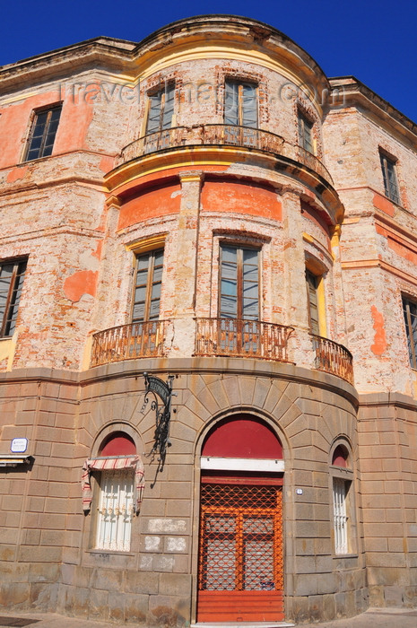 sardinia42: Oristano / Aristanis, Oristano province, Sardinia / Sardegna / Sardigna: Piazza Eleonora d'Arborea - Palazzo Corrias-Carta undergoes a 'peeling' - Bar Pasticceria Eleonora - photo by M.Torres - (c) Travel-Images.com - Stock Photography agency - Image Bank