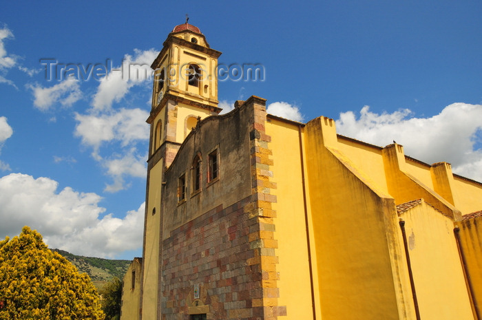 sardinia77: Tuili, Medio Campidano province, Sardinia / Sardegna / Sardigna: late-gothic church of St Peter, the apostle - completed in 1489, houses the Retablo di Tuili, by the Maestro di Castelsardo - chiesa di San Pietro Apostolo - photo by M.Torres - (c) Travel-Images.com - Stock Photography agency - Image Bank