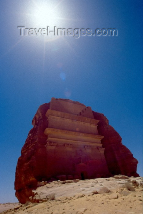 saudi-arabia114: Saudi Arabia - Madain Salah / Madain Saleh: Qasr Farid / Qasr Al Farid tomb under the Arabian sun - carved from an isolated rock built for Haian Ibn Koza (photo by F.Rigaud) - (c) Travel-Images.com - Stock Photography agency - Image Bank