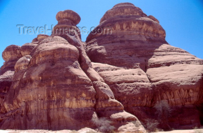 saudi-arabia125: Saudi Arabia - Madain Salah / Hegra: rocks (photo by F.Rigaud) - (c) Travel-Images.com - Stock Photography agency - Image Bank