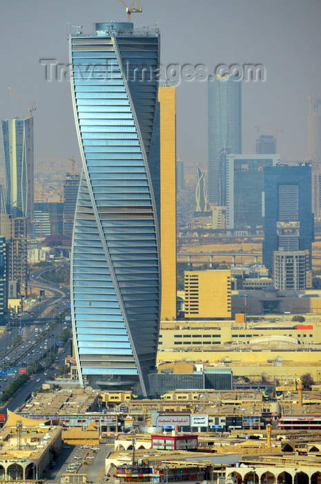 saudi-arabia150: Riyadh, Saudi Arabia: the twisted Al Majdoul tower, Burj Rafal, MIG Tower and Elegance Tower to the right - view north along King Fahd Road - photo by M.Torres - (c) Travel-Images.com - Stock Photography agency - Image Bank