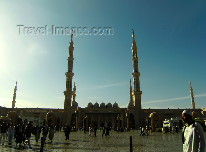 saudi-arabia171: Medina / Madinah, Saudi Arabia: Masjid Al Nabawi or Mosque of the Prophet - Ottoman and Saudi architecture - photo by A.Faizal - (c) Travel-Images.com - Stock Photography agency - Image Bank