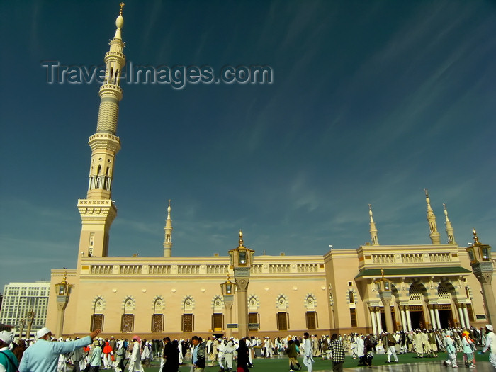 saudi-arabia172: Medina / Madinah, Saudi Arabia: Masjid Al Nabawi or Mosque of the Prophet - front entrance in the afternoon at hajj season - photo by A.Faizal - (c) Travel-Images.com - Stock Photography agency - Image Bank