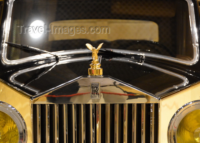 saudi-arabia210: Riyadh, Saudi Arabia: Rolls-Royce Phantom IV front view - Spirit of Ecstasy bonnet ornament on a Rolls-Royce car and chrome radiator grill - King Abdul Aziz Memorial Hall - photo by M.Torres - (c) Travel-Images.com - Stock Photography agency - Image Bank