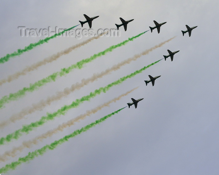 saudi-arabia218: Riyadh, Saudi Arabia: Saudi Hawks aerobatic team flying BAE Hawk Mk.65 jet trainers flying in formation and releasing green smoke - Royal Saudi Air Force - photo by M.Torres - (c) Travel-Images.com - Stock Photography agency - Image Bank