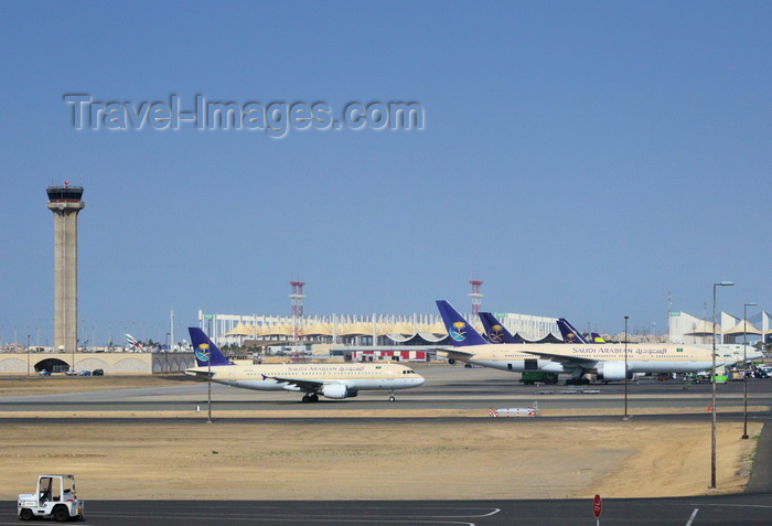 saudi-arabia24: Jeddah, Saudi Arabia: King Abdulaziz International Airport (KAIA) - control tower and Hajj Terminal - parked Saudi Arabian Airlines aircraft - Mecca Region - photo by M.Torres - (c) Travel-Images.com - Stock Photography agency - Image Bank