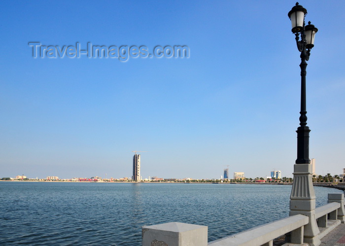 saudi-arabia244: Dammam, Eastern Province, Saudi Arabia: corniche on the Persian Gulf - Khaleej Road / Arabian Gulf Road - photo by M.Torres - (c) Travel-Images.com - Stock Photography agency - Image Bank