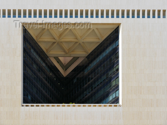 saudi-arabia40: Jeddah, Mecca Region, Saudi Arabia: NCB Tower top floors - six floors tall open loggia on the Roman travertine facade - National Commercial Bank Headquarters, Islamic banking - photo by M.Torres - (c) Travel-Images.com - Stock Photography agency - Image Bank