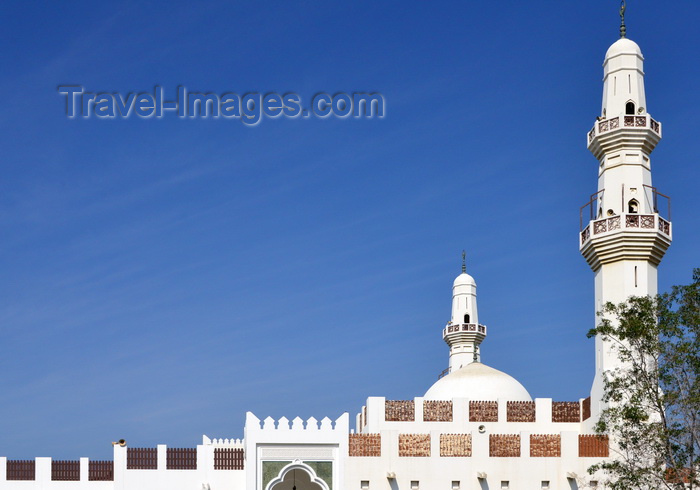 saudi-arabia45: Jeddah, Mecca Region, Saudi Arabia: the whitewashed King Abdul Aziz Mosque,Old Makkah Road, Al Balad District - photo by M.Torres - (c) Travel-Images.com - Stock Photography agency - Image Bank