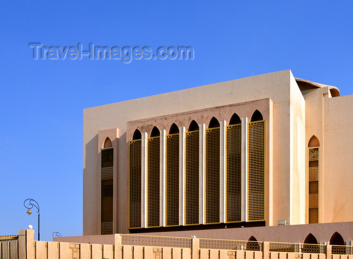 saudi-arabia85: Al-Hofuf, Al-Ahsa Oasis, Eastern Province, Saudi Arabia: government compound - Emirate of Al-Ahsa Governorate - photo by M.Torres - (c) Travel-Images.com - Stock Photography agency - Image Bank
