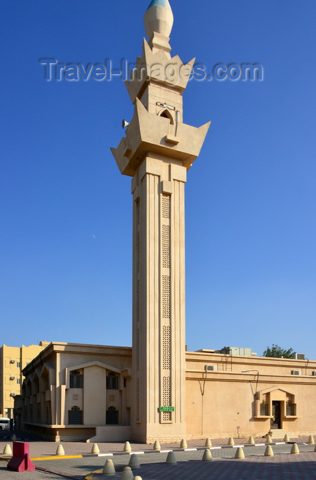 saudi-arabia92: Al-Hofuf, Al-Ahsa Oasis, Al-Ahsa Governorate, Eastern Province, Saudi Arabia: the Emirate mosque - Al Fath street - photo by M.Torres - (c) Travel-Images.com - Stock Photography agency - Image Bank