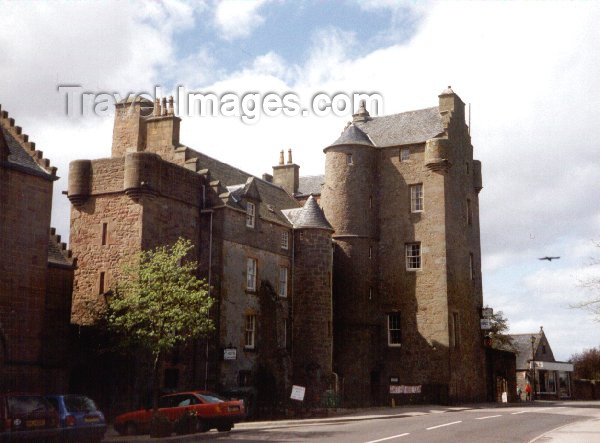 scot11: Scotland - Dornoch / DOC, Highlands: Dornoch Castle Hotel - photo by M.Torres - (c) Travel-Images.com - Stock Photography agency - Image Bank