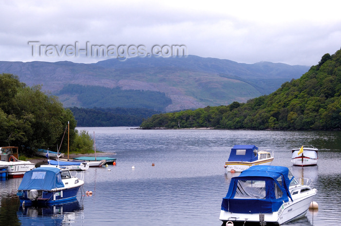 scot167: Scotland - Loch Lomond: view near the village of Luss, Argyll & Bute - photo by C. McEachern - (c) Travel-Images.com - Stock Photography agency - Image Bank