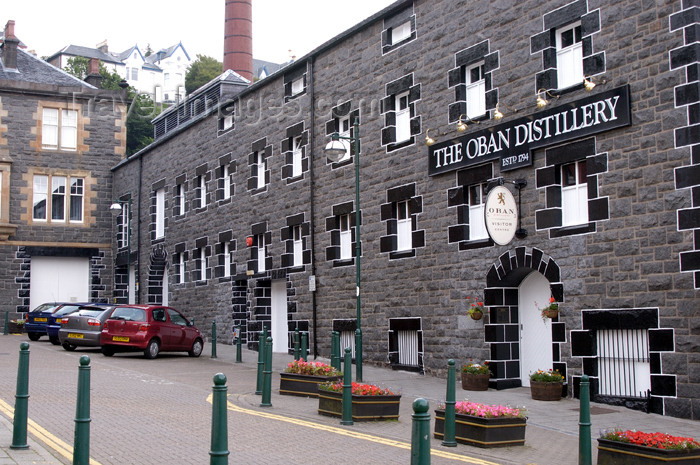scot175: Scotland - Oban: the Oban Distillery - Whisky - photo by C. McEachern - (c) Travel-Images.com - Stock Photography agency - Image Bank