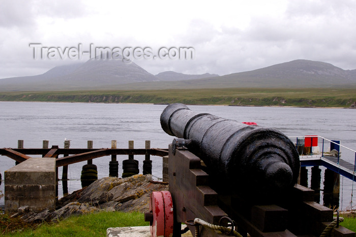 scot191: Scotland - Islay Island - Port Askaig: cannon pointing directly towards the Paps of Jura across the Sound of Islay - Islay was vulnerable to pirates and other invaders - photo by C.McEachern - (c) Travel-Images.com - Stock Photography agency - Image Bank