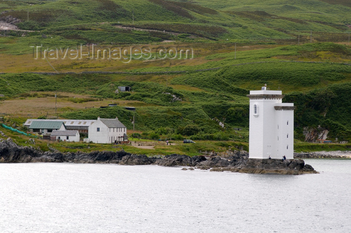 scot198: Scotland - Islay Island - Port Ellen: Carraig Fhada Lighthouse or more commonly, the Port Ellen Lighthouse - photo by C.McEachern - (c) Travel-Images.com - Stock Photography agency - Image Bank
