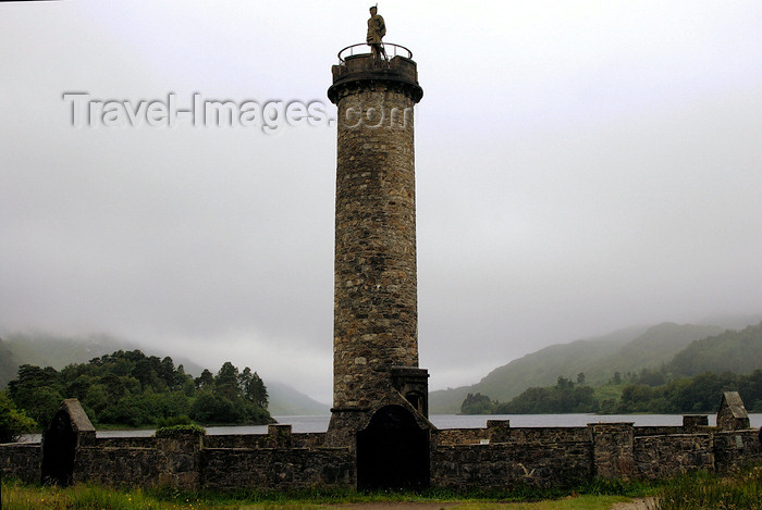 scot207: Scotland - Glenfinnan: Memorial to the Jacobites - monument to the Clansmen who followed Bonnie Prince Charlie in his uprising for the Stuart cause - Loch Shiel is in the background - Highlands - photo by C.McEachern - (c) Travel-Images.com - Stock Photography agency - Image Bank
