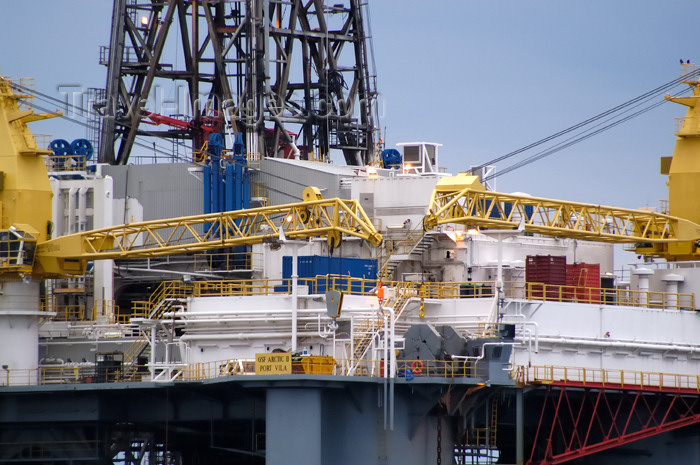 scot210: Scotland - Invergordon: detail of the deck of a North Sea oil rig on Cromarty Firth - GSF Arctic II - Global SantaFe Corporation - Semisub still - photo by C.McEachern - (c) Travel-Images.com - Stock Photography agency - Image Bank