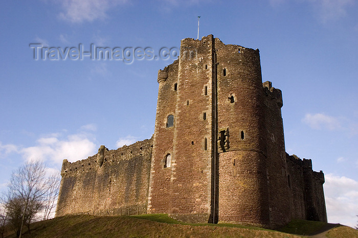 scot213: Doune, Stirling district, Scotland: Doune Castle - built by Robert Stewart, 1st Duke of Albany - photo by I.Middleton - (c) Travel-Images.com - Stock Photography agency - Image Bank