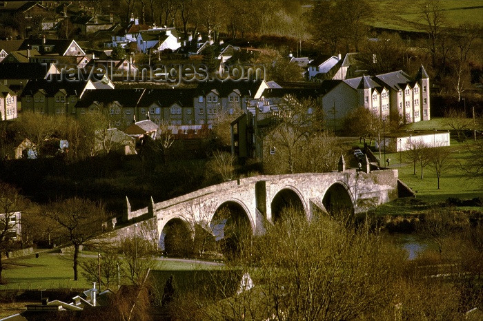 scot38: Stirling, Scotland: Stirling bridge - River Forth - the forces of Andrew Moray and William Wallace defeated the English armies of John de Warenne and Hugh de Cressingham - First War of Scottish Independence - photo by F.Rigaud - (c) Travel-Images.com - Stock Photography agency - Image Bank