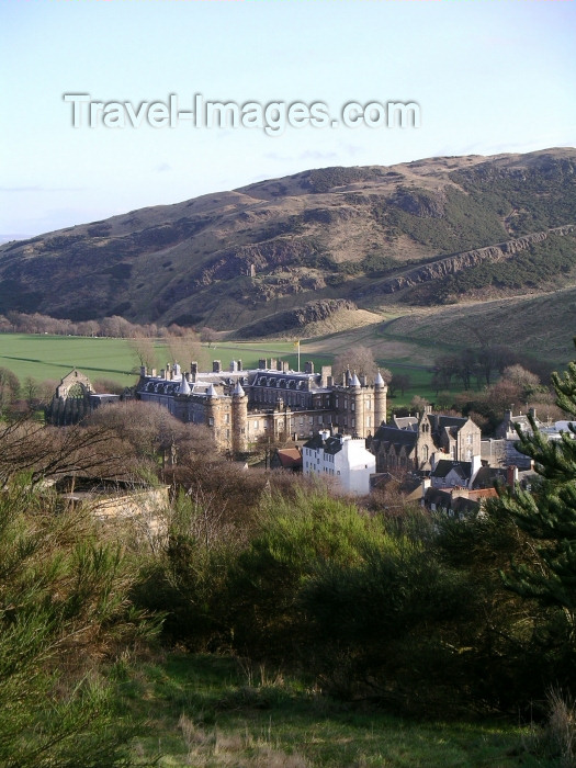 scot78: Scotland - Ecosse - Edinburgh: Holyrood house from afar - designed by Sir William Bruce, 1st Baronet, of Balcaskie - photo R.Wallace - (c) Travel-Images.com - Stock Photography agency - Image Bank