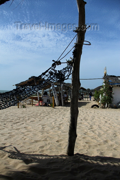 senegal110: Cap Skirring, Oussouye, Basse Casamance (Ziguinchor), Senegal: hammock at a fisherman's restaurant, everyday life / Restaurante de um pescador, vida quotidiana - photo by R.V.Lopes - (c) Travel-Images.com - Stock Photography agency - Image Bank