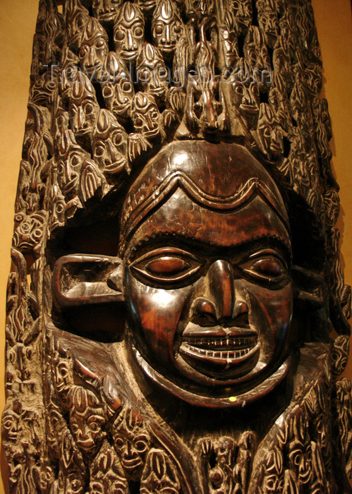 senegal35: Senegal - Dakar: African art - IFAN Museum - photo by G.Frysinger - (c) Travel-Images.com - Stock Photography agency - Image Bank