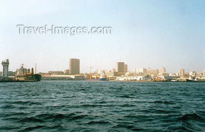 senegal62: Senegal - Dakar: seen from the Atlantic - skyline - photo by B.Cloutier - (c) Travel-Images.com - Stock Photography agency - Image Bank