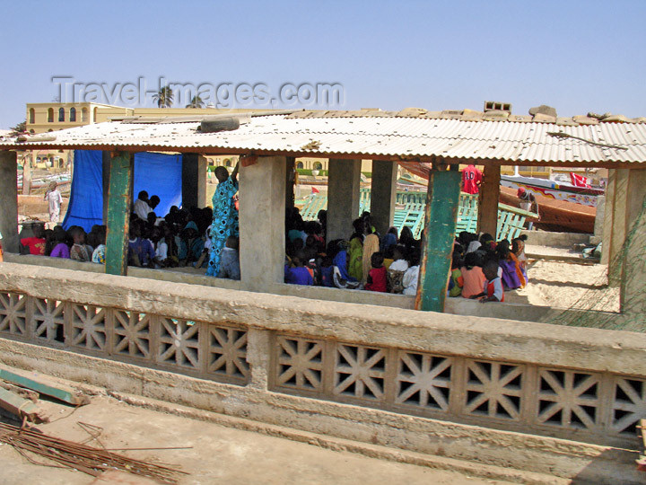 senegal76: Senegal - Saint Louis: Koranic school - fisherman's village at Saint Louis - Madrasah - photo by G.Frysinger - (c) Travel-Images.com - Stock Photography agency - Image Bank