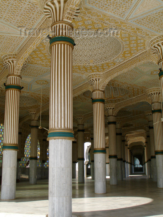 senegal87: Senegal - Touba - Great mosque - interior decoration - photo by G.Frysinger - (c) Travel-Images.com - Stock Photography agency - Image Bank