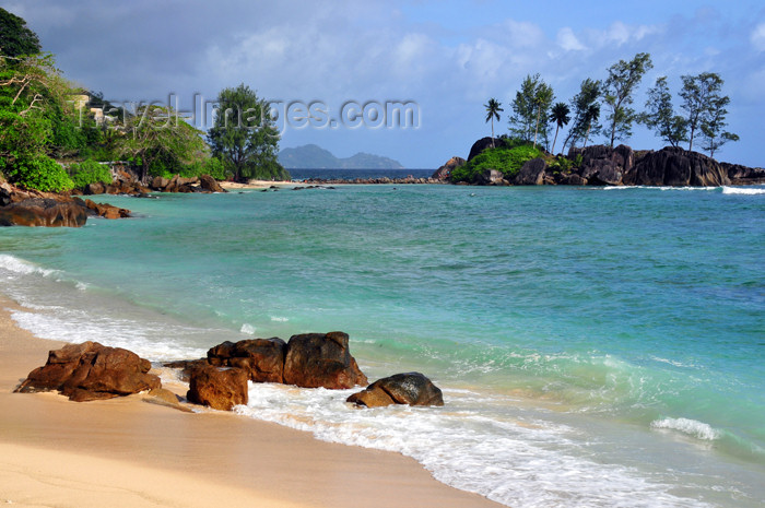 seychelles111: Mahe, Seychelles: Port Glaud - beach and Petite ile - photo by M.Torres - (c) Travel-Images.com - Stock Photography agency - Image Bank