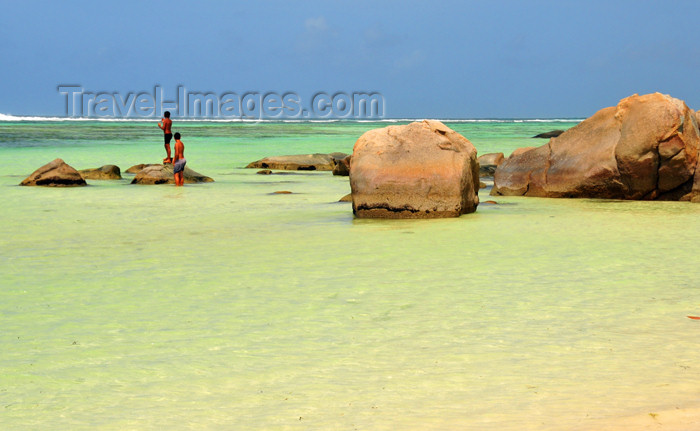 seychelles127: Mahe, Seychelles: Anse Royal - shallow water and boulders - photo by M.Torres - (c) Travel-Images.com - Stock Photography agency - Image Bank