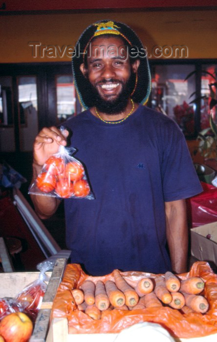 seychelles31: Seychelles - Mahe island: Victoria - the market - tomatoes and carrots with a smile - photo by F.Rigaud - (c) Travel-Images.com - Stock Photography agency - Image Bank