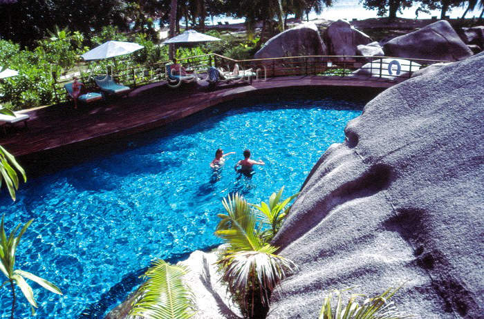 seychelles42: Seychelles - Praslin island: pool at the Lémuria Resort Hotel - photo by F.Rigaud - (c) Travel-Images.com - Stock Photography agency - Image Bank