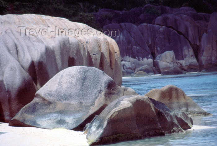 seychelles55: Seychelles - La Digue island: Anse Source d'Argent - photo by F.Rigaud - (c) Travel-Images.com - Stock Photography agency - Image Bank