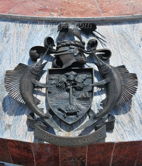 seychelles73: Mahe, Seychelles: Victoria - Seychelle coat of arms at the Constitution monument - photo by M.Torres - (c) Travel-Images.com - Stock Photography agency - Image Bank