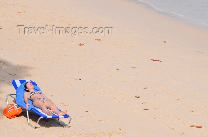 seychelles94: Mahe, Seychelles: Baie Beau Vallon - Coral Strand Hotel - tranquil morning on the beach - woman, chair, sand - photo by M.Torres - (c) Travel-Images.com - Stock Photography agency - Image Bank